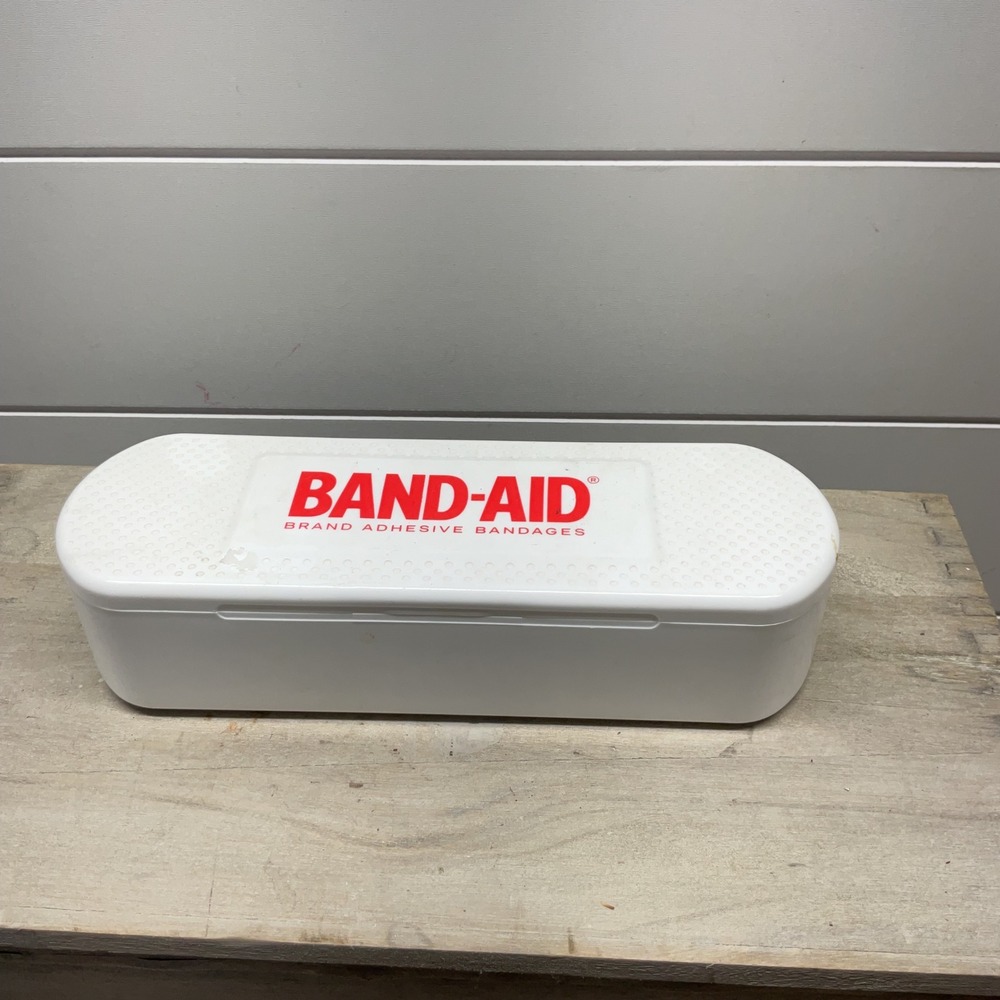 Band-Aid Johnson & Johnson White Plastic First Aid Storage Case Divided Box